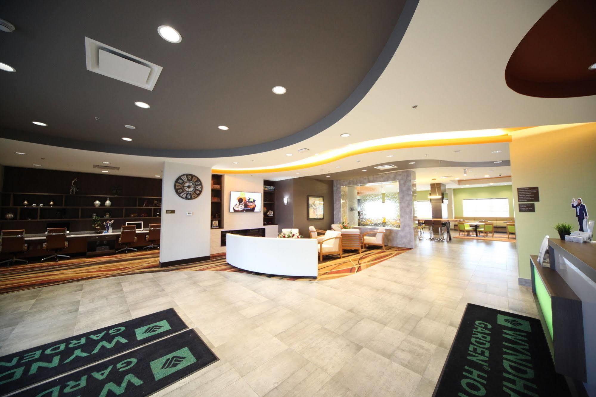 Wyndham Garden Edmonton Airport Hotel Leduc Exterior photo
